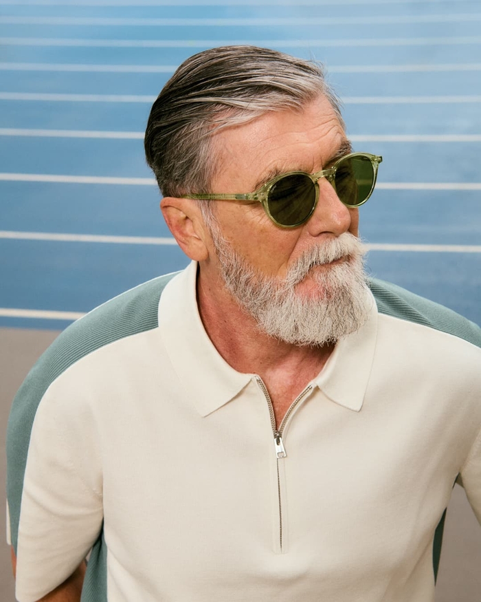 Izipizi Les Lunettes De Soleil #D Dynamic Green Offrent Un Vert Revitalisant Et Audacieux Idéal Pour Dynamiser Votre Look. Leur Forme Pantos Iconique élégante Et Intemporelle S'harmonise Avec Tous Les Visages. Montées Avec D