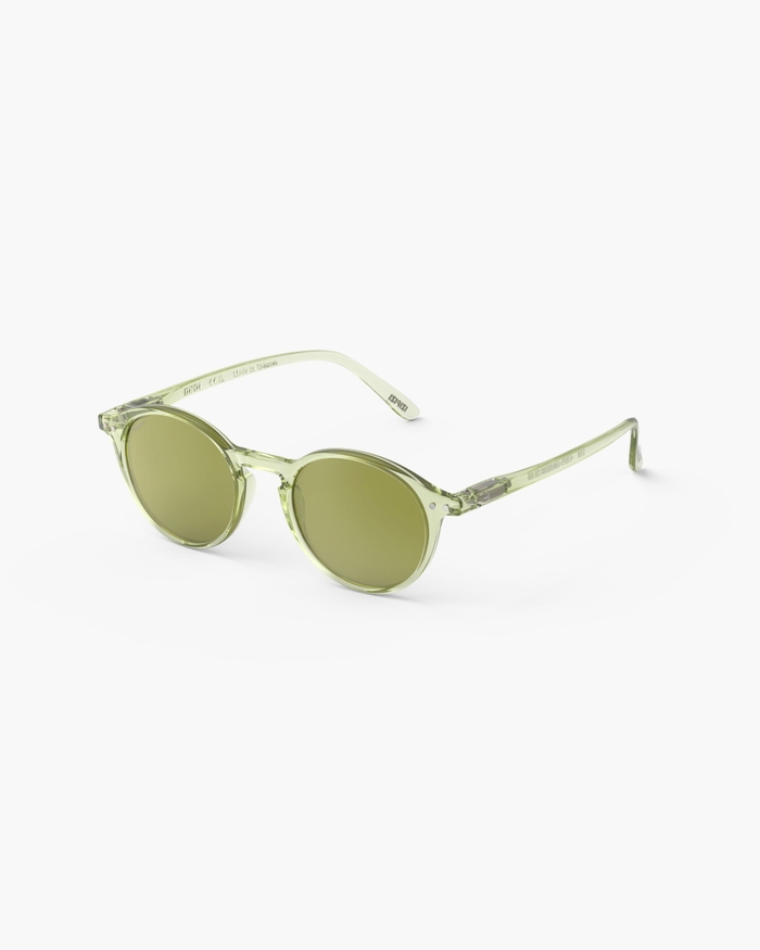 Izipizi Les Lunettes De Soleil #D Dynamic Green Offrent Un Vert Revitalisant Et Audacieux Idéal Pour Dynamiser Votre Look. Leur Forme Pantos Iconique élégante Et Intemporelle S'harmonise Avec Tous Les Visages. Montées Avec D