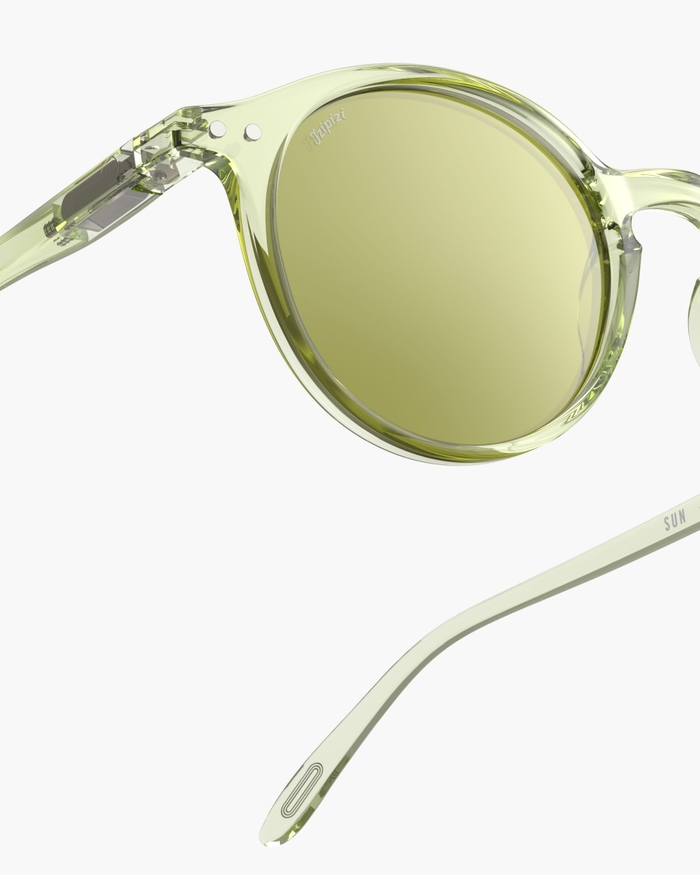 Izipizi Les Lunettes De Soleil #D Dynamic Green Offrent Un Vert Revitalisant Et Audacieux Idéal Pour Dynamiser Votre Look. Leur Forme Pantos Iconique élégante Et Intemporelle S'harmonise Avec Tous Les Visages. Montées Avec D