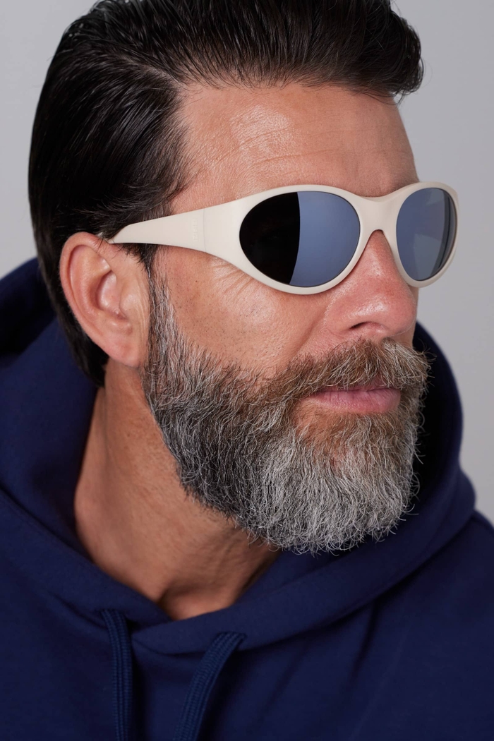 Izipizi Sur Terre Comme Sur Mer L’objectif Est Le Même : Se Dépasser Pour Aller Plus Loin. Le Modèle Horizon Vous Accompagne Avec Style Pour Aller Toujours Plus Loin