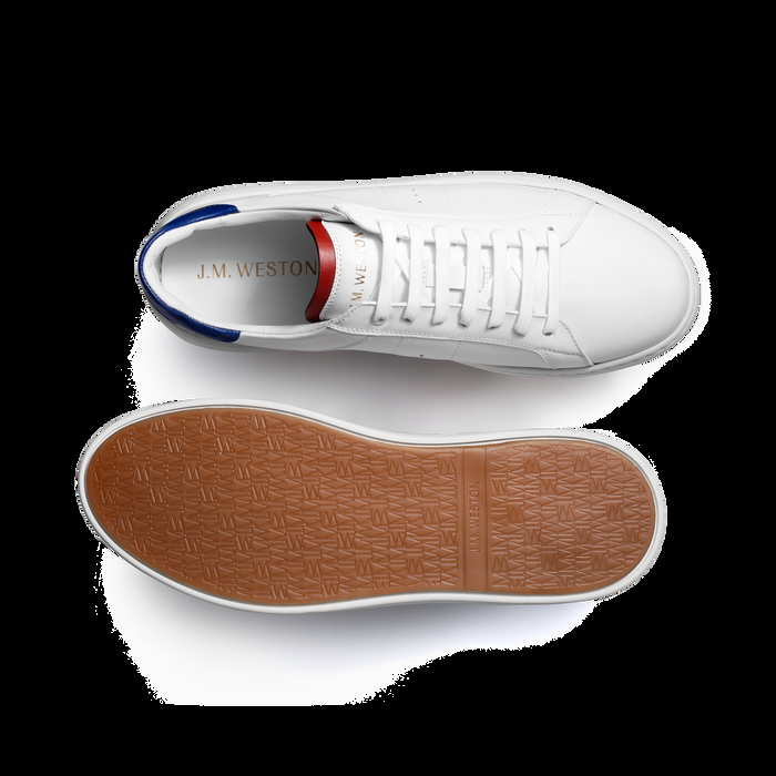 J.m. Weston Basket On Time En Cuir Lisse Blanc Détails Bleus Et Rouge