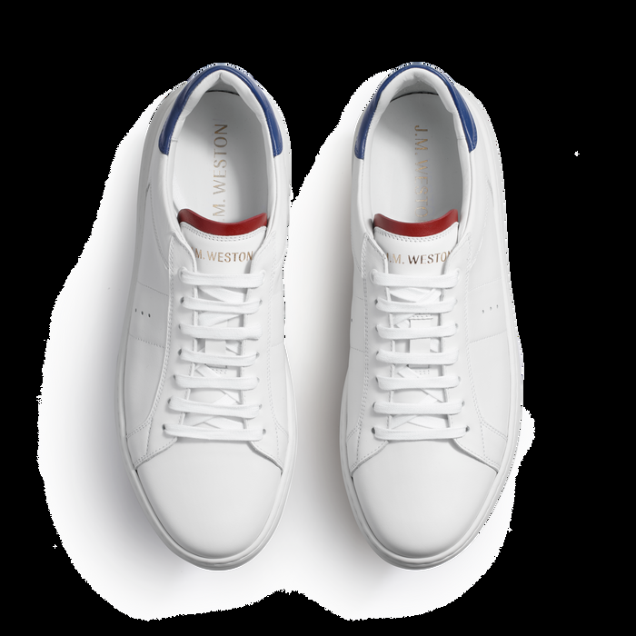 J.m. Weston Basket On Time En Cuir Lisse Blanc Détails Bleus Et Rouge