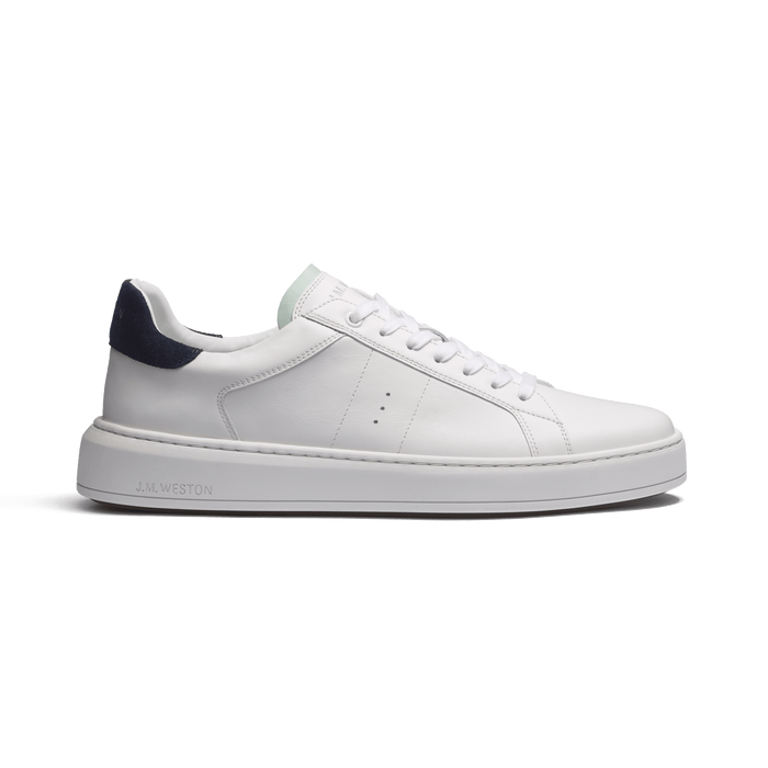 j.m. weston Basket On Time en cuir veau lisse blanc détails velours marine et cuir lisse vert d'eau