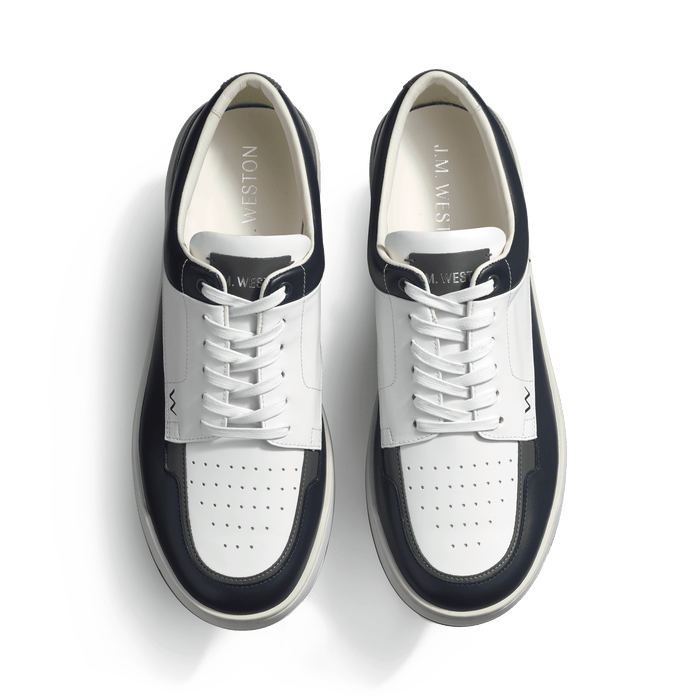 J.m. Weston Basket On Top En Cuir Veau Sport Blanc Détails Gris Et Marine