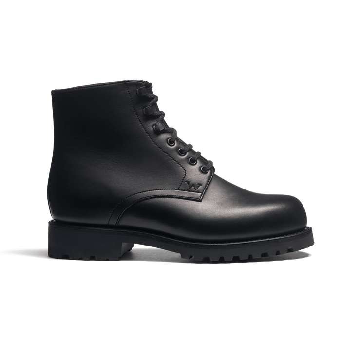 j.m. weston Bottine Worker femme en cuir veau lisse noir