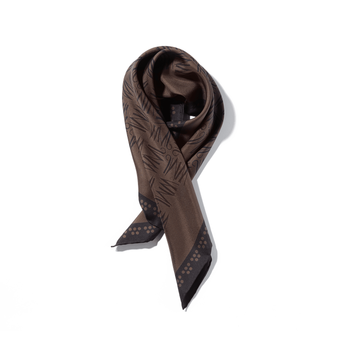 J.m. Weston Carré De Soie Les Promeneurs En Soie Mélèze