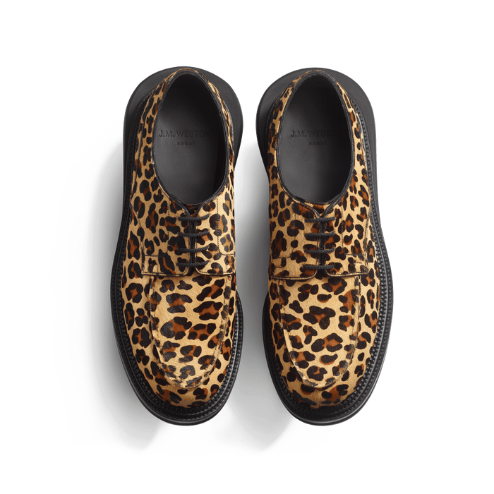 J.m. Weston Derby Golf J.M. Weston X Sacai En Cuir De Vachette Avec Poils Motif Léopard