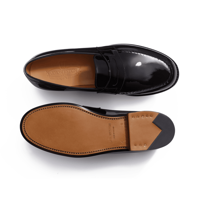 J.m. Weston Mocassin 180 Femme En Cuir Vernis Noir