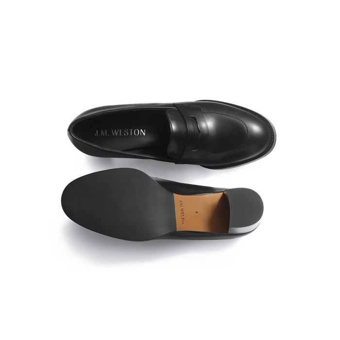 J.m. Weston Mocassin à Talon En Cuir Lisse Noir