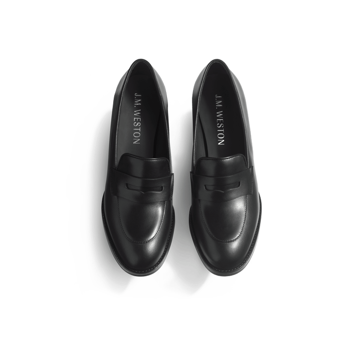J.m. Weston Mocassin à Talon En Cuir Lisse Noir