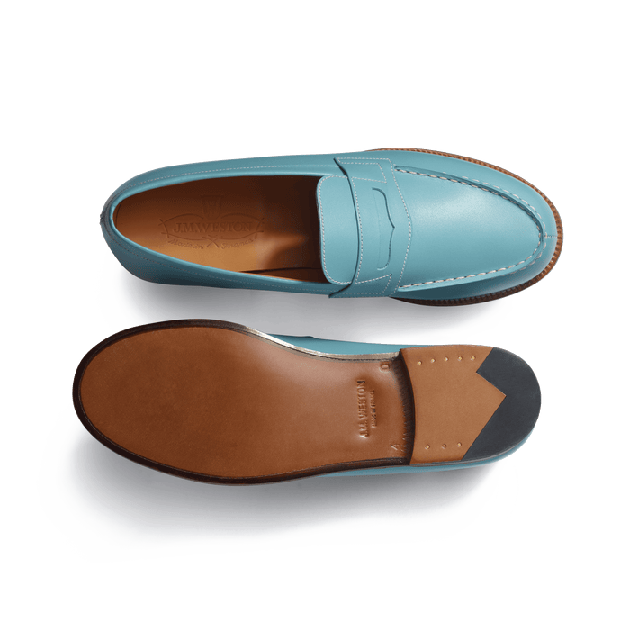 J.m. Weston Mocassin 180 Femme En Cuir Veau Box Bleu Campanule