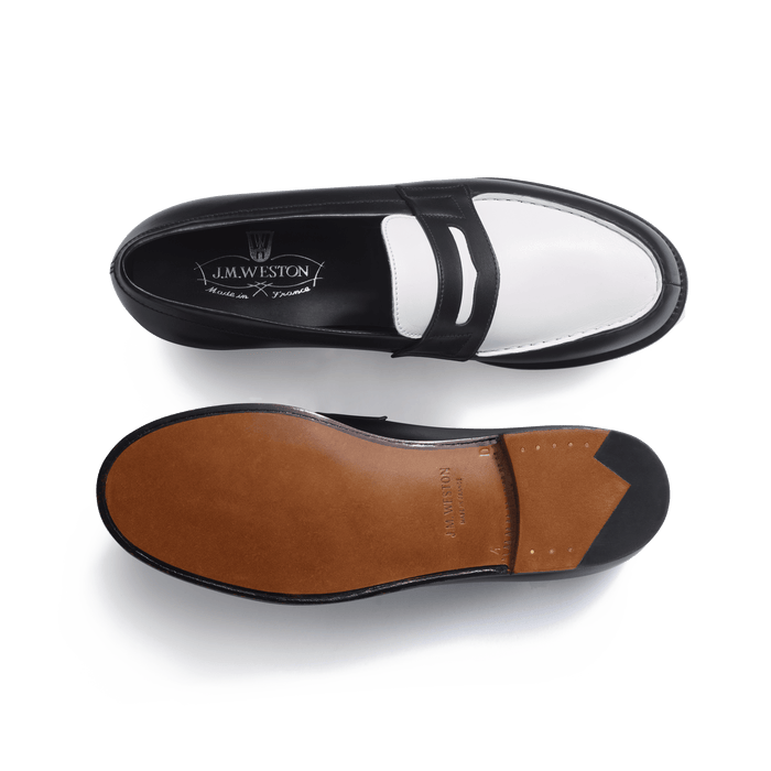 J.m. Weston Mocassin 180 Femme En Cuir Veau Box Noir Et Cuir Veau Souple Blanc