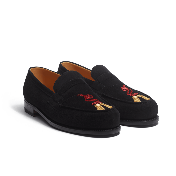 J.m. Weston Mocassin 180 Homme En Cuir Chèvre Velours Noir Et Broderies Rouge Et Or