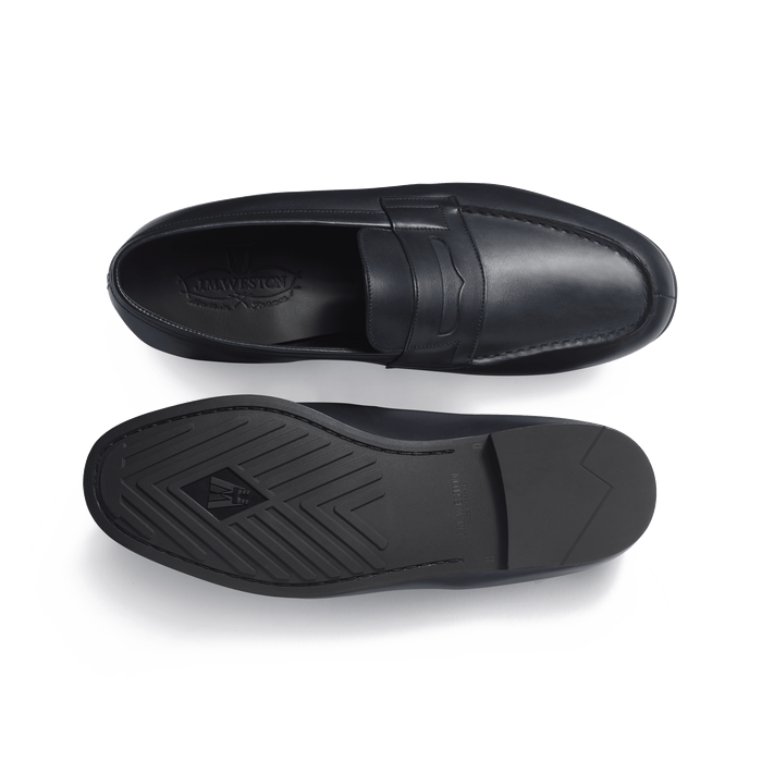 J.m. Weston Mocassin 180 Léger Homme En Cuir Veau Lisse Satiné Bleu Marine