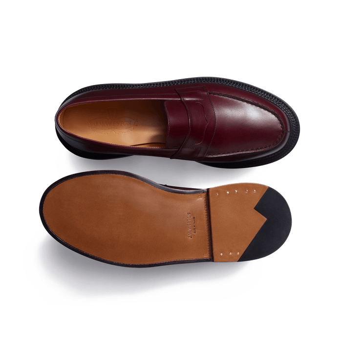 J.m. Weston Mocassin 180 Triple Semelle Homme En Cuir Veau Box Bordeaux Toucan