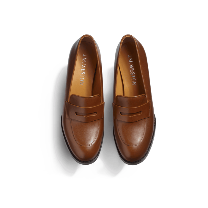 J.m. Weston Mocassin à Talon En Cuir Veau Lisse Marron Bergeronnette