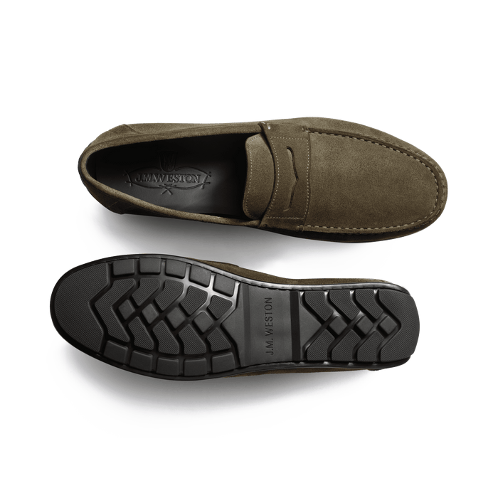 J.m. Weston Mocassin De Conduite à Bride Ajaccio Homme En Velours Kaki