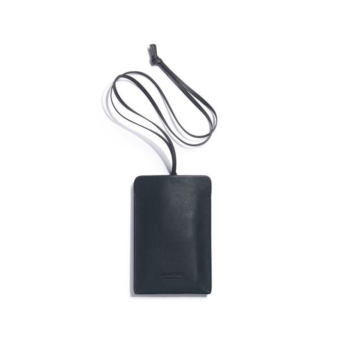 j.m. weston Porte téléphone Double You en cuir foulonné marine j.m. weston Porte téléphone Double You en cuir foulonné marine