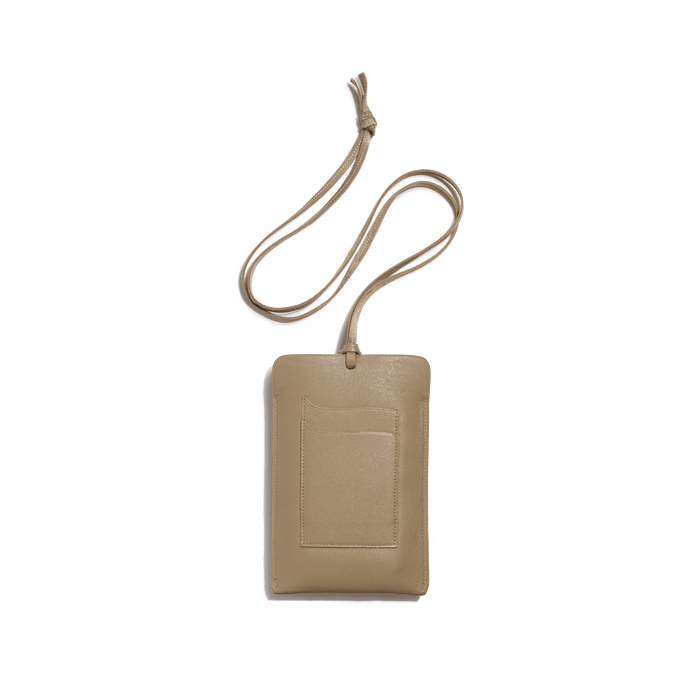 J.m. Weston Porte Téléphone Double You En Cuir Veau Foulonné Beige