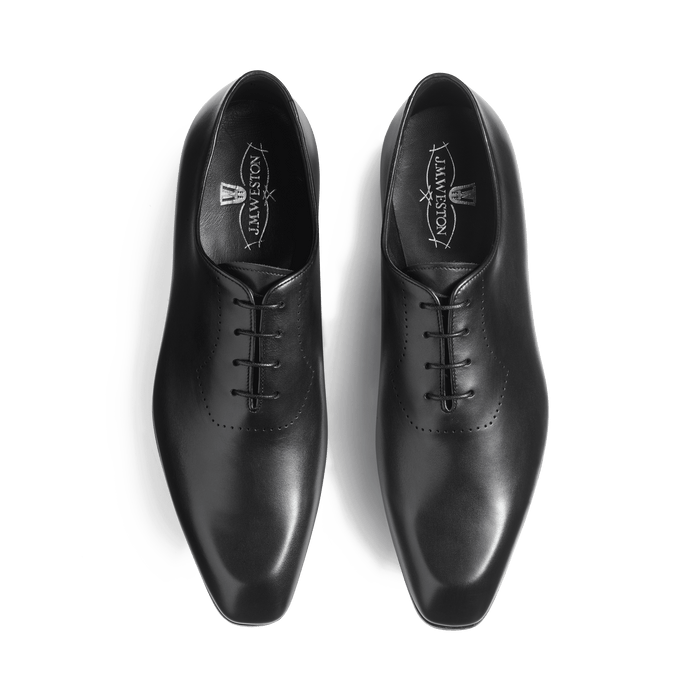 J.m. Weston Richelieu One Cut Monaco Avec Perforations Homme En Cuir Lisse Noir