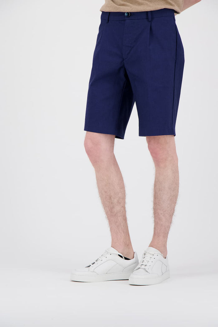 Jagvi Pleats Short Bleu