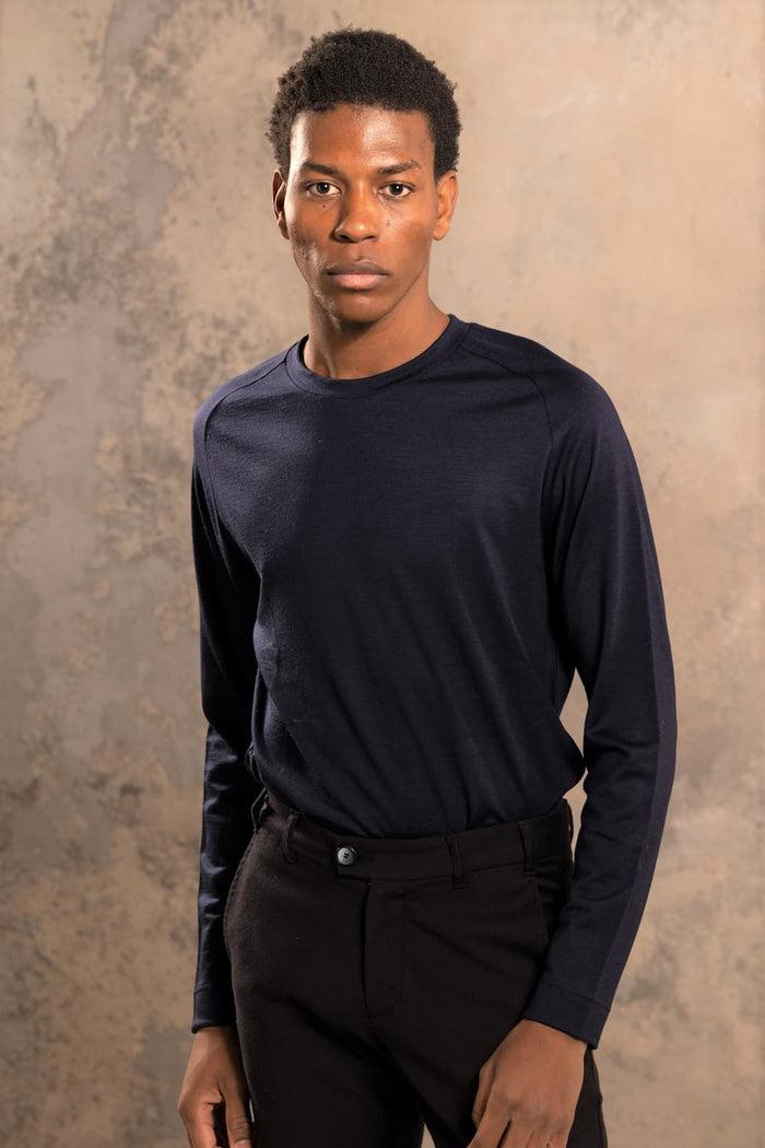 jagvi T Shirt manches longues en laine fine marine