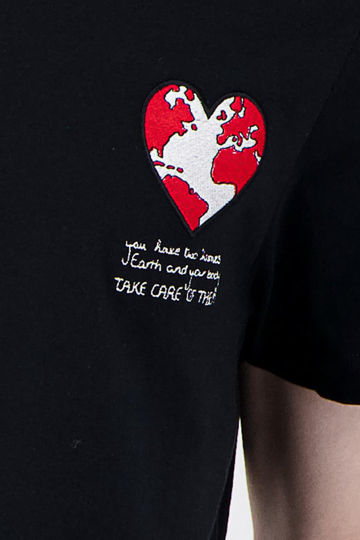 Jagvi T Shirt Noir Coton Bio Red Earth