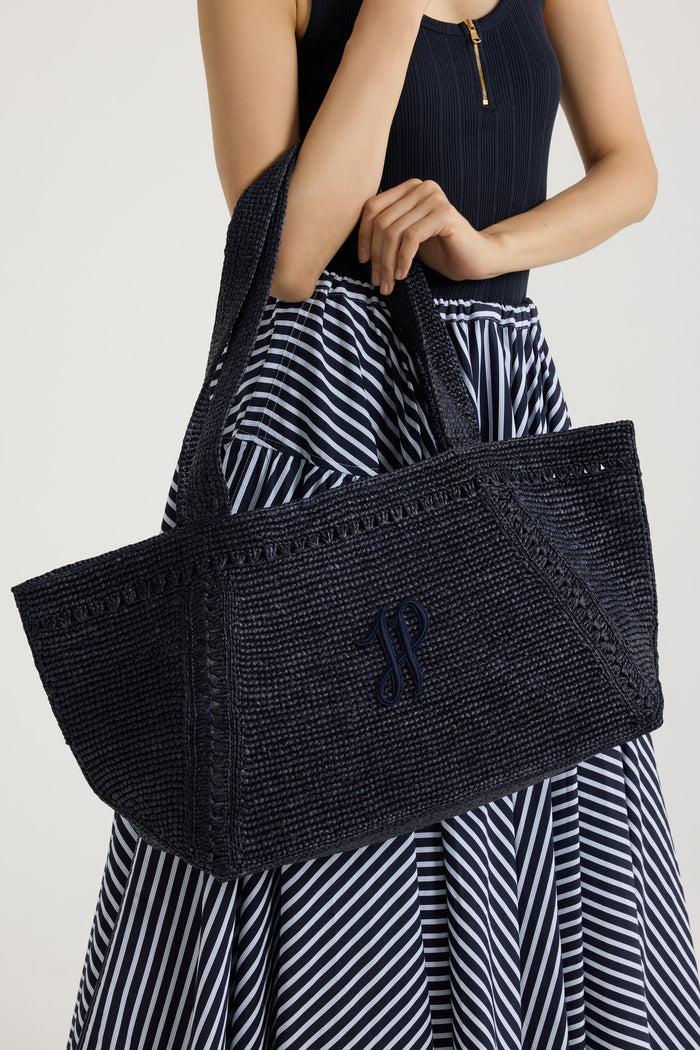 Jean Patou Grand Cabas Trapèze à Monogramme JP En Raphia Navy Black
