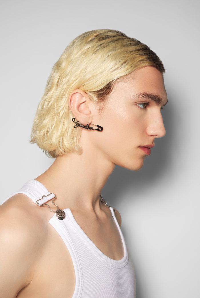 jean paul gaultier La Boucle d'oreille épingle Gaultier Noire Noir