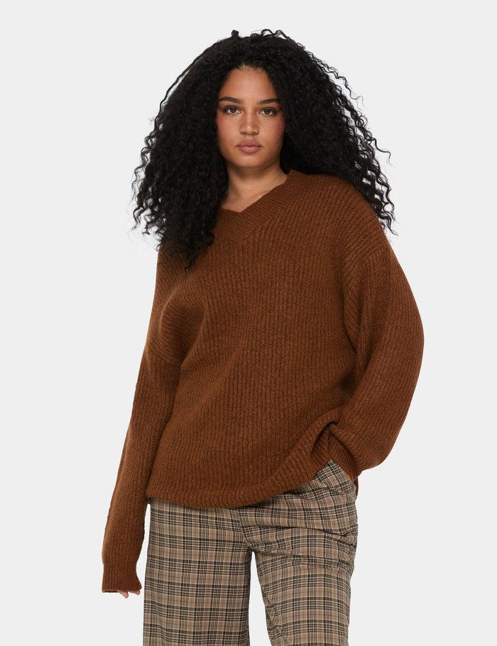 jennyfer Pull oversize côtelé à col V camel