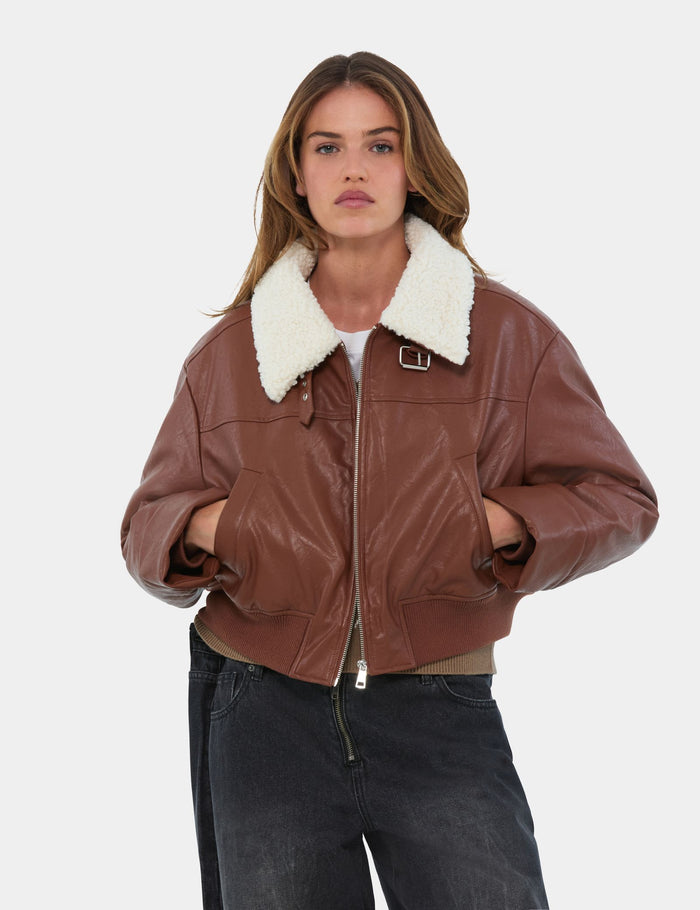 jennyfer Veste en matière enduite marron