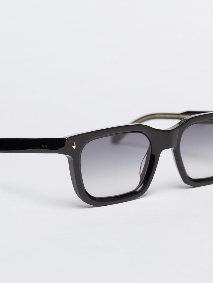 John Dalia Arnold - C100