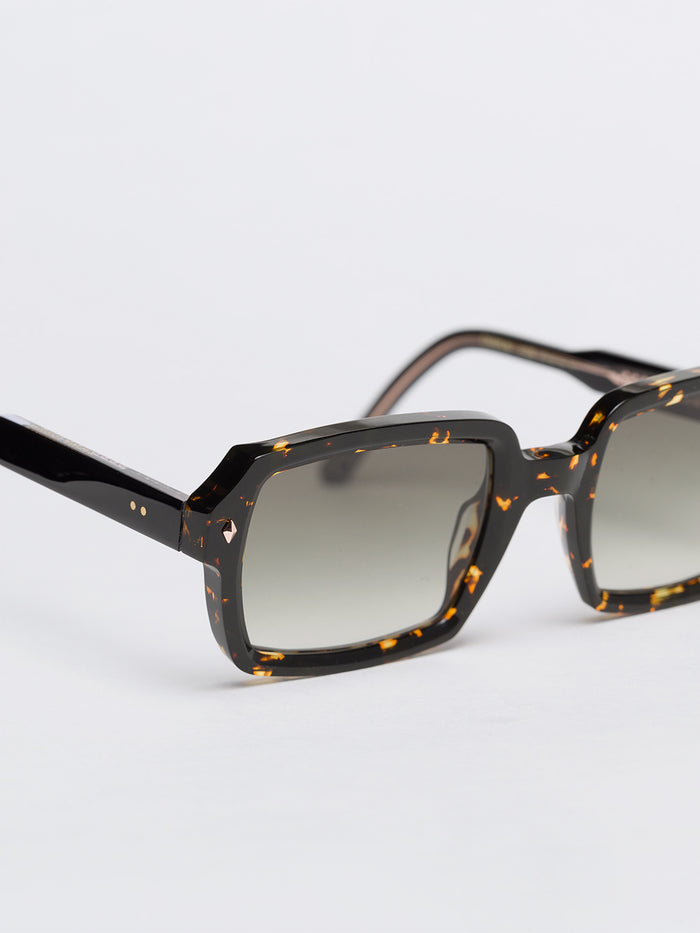 John Dalia Charlie - C128