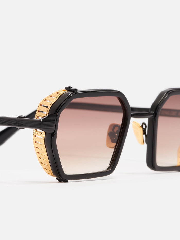 John Dalia Dennis - C307