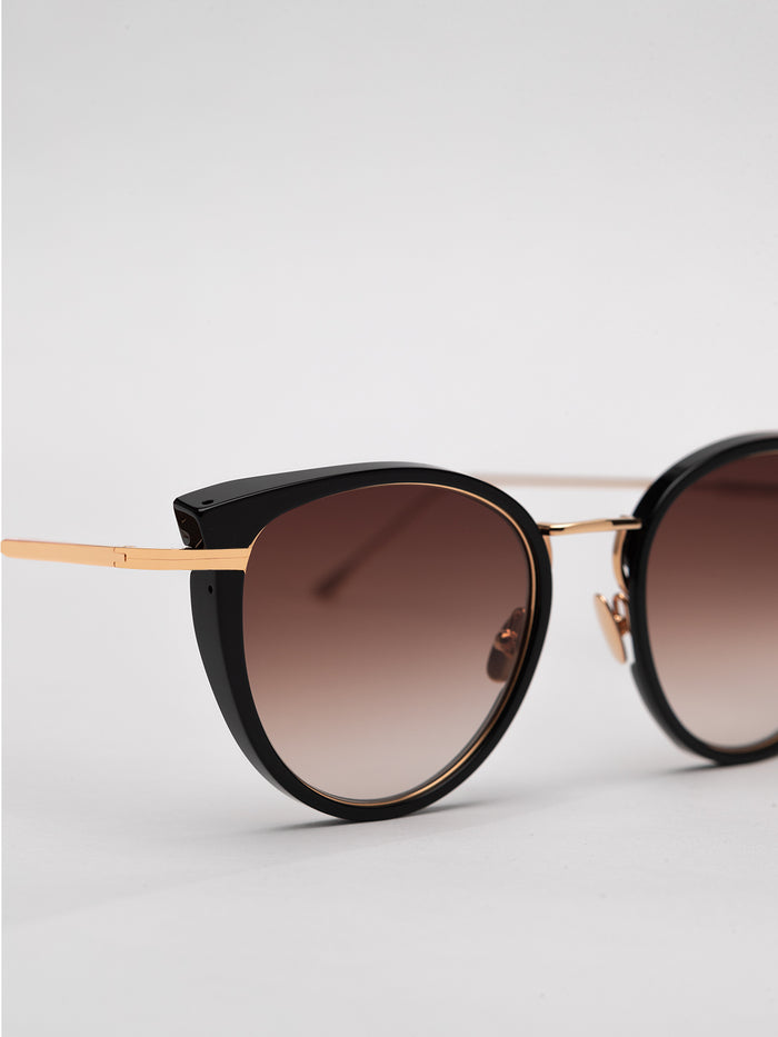 John Dalia Diana - C104