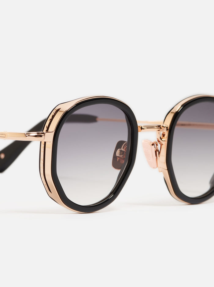 John Dalia Gina - C105