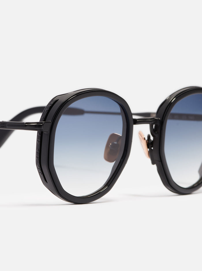 John Dalia Gina - C303