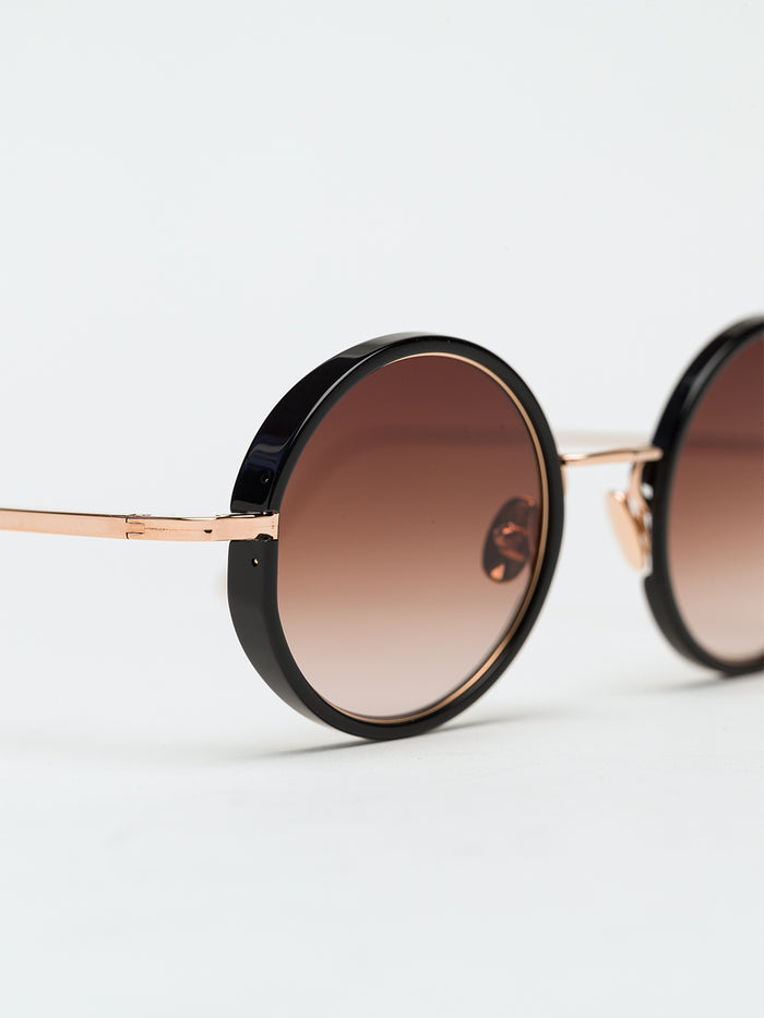 John Dalia Gwen - C104