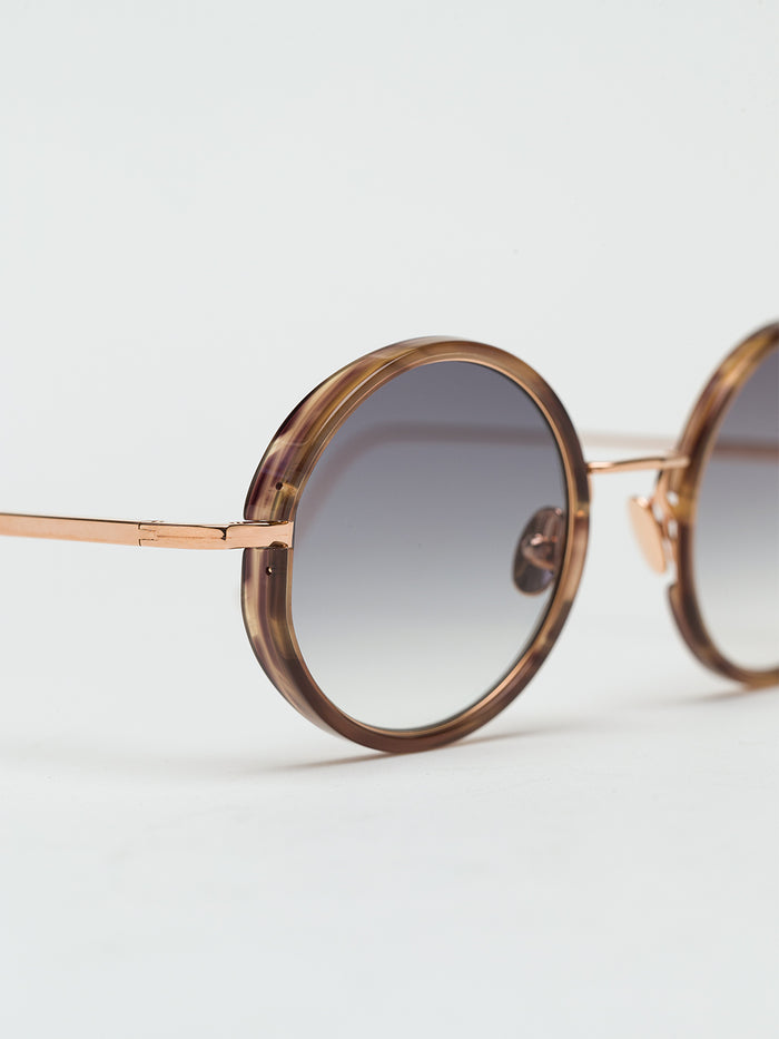 John Dalia Gwen - C126