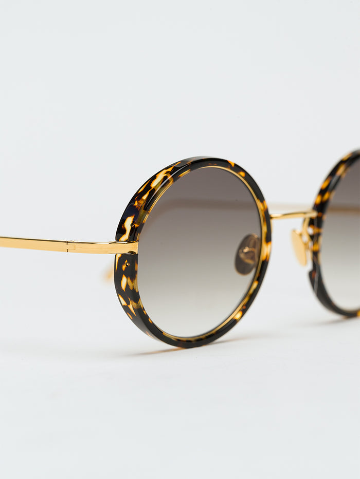 John Dalia Gwen - C127