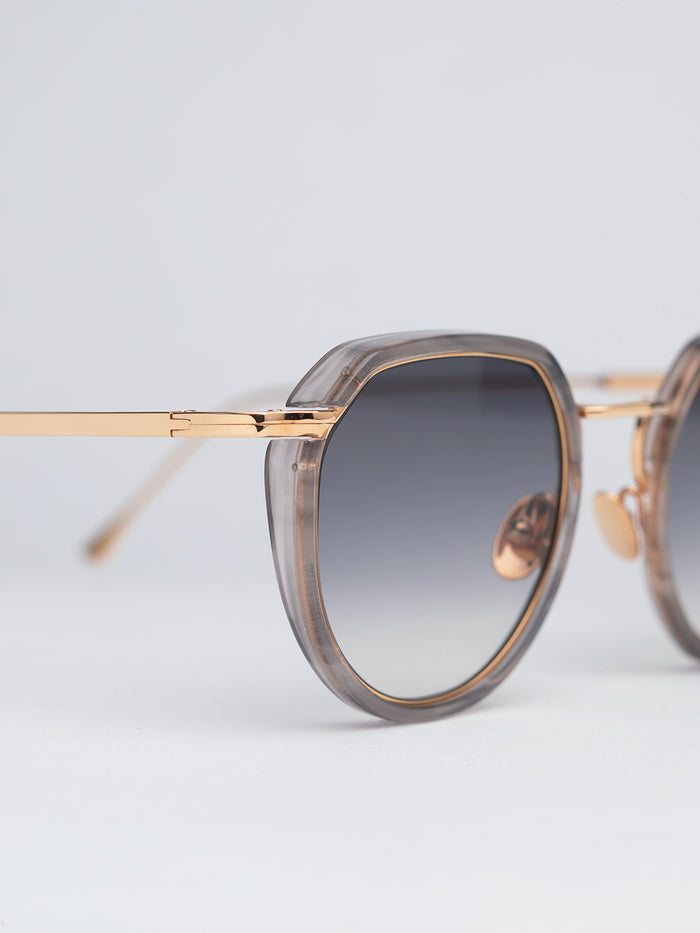 John Dalia Janis - C154