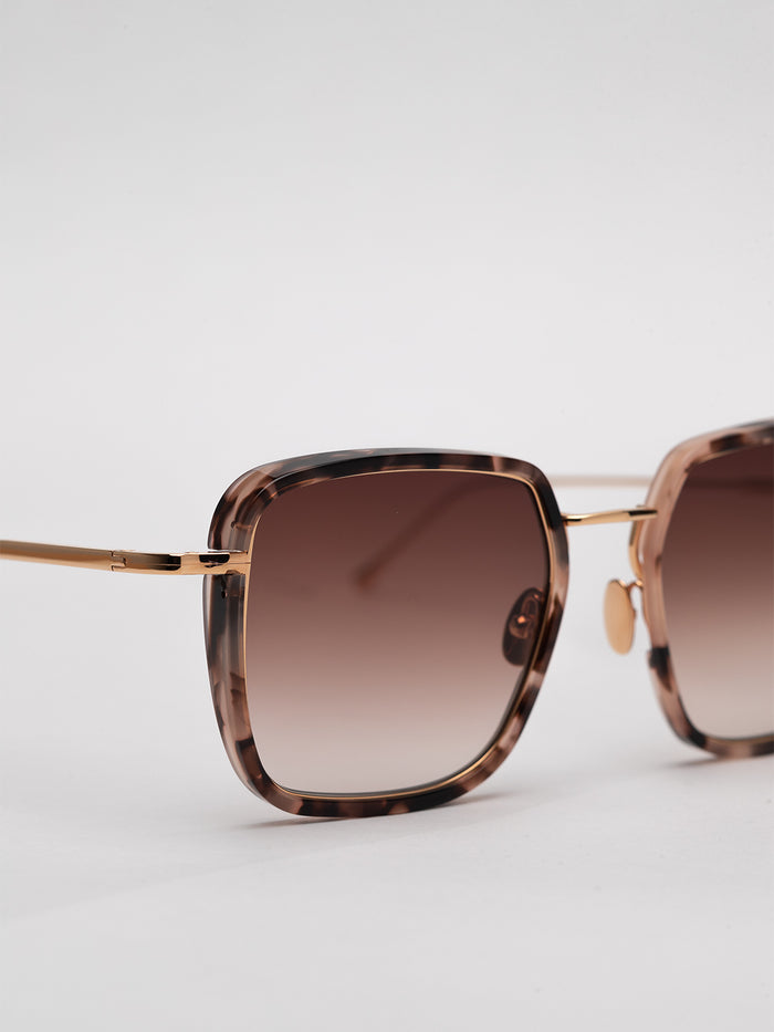 John Dalia Mariah - C140