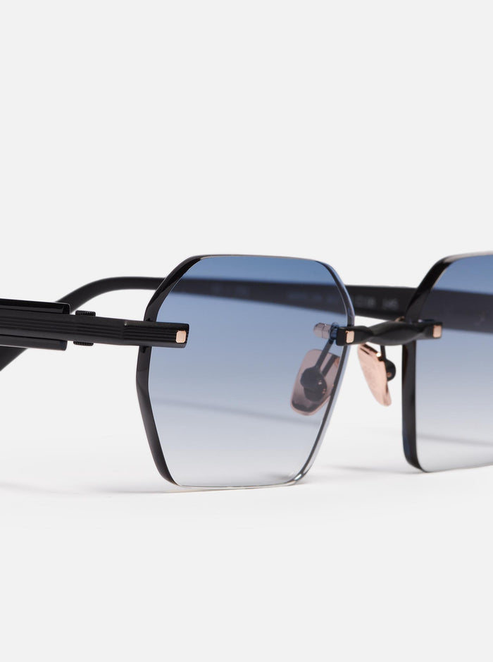 John Dalia Marlon - C303