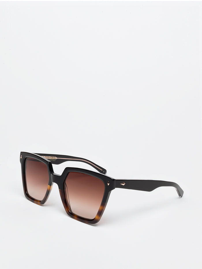 john dalia Sharon - C145