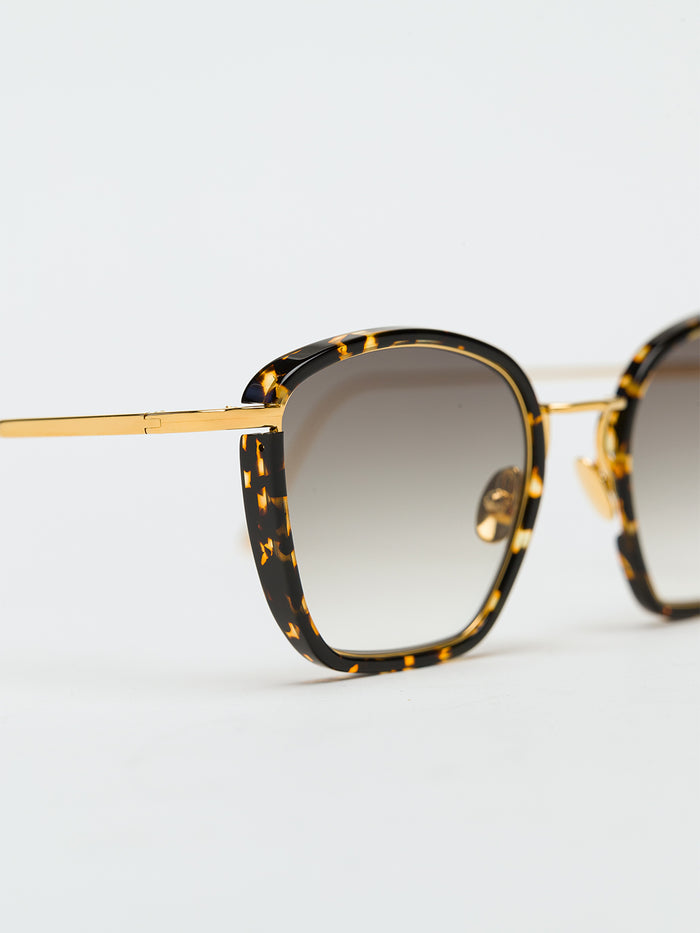 John Dalia Tina - C127