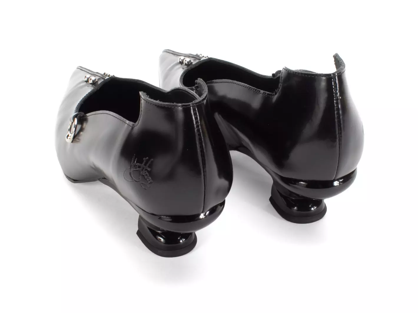 John Fluevog Hilda Escarpin Avec Perçages Métalliques