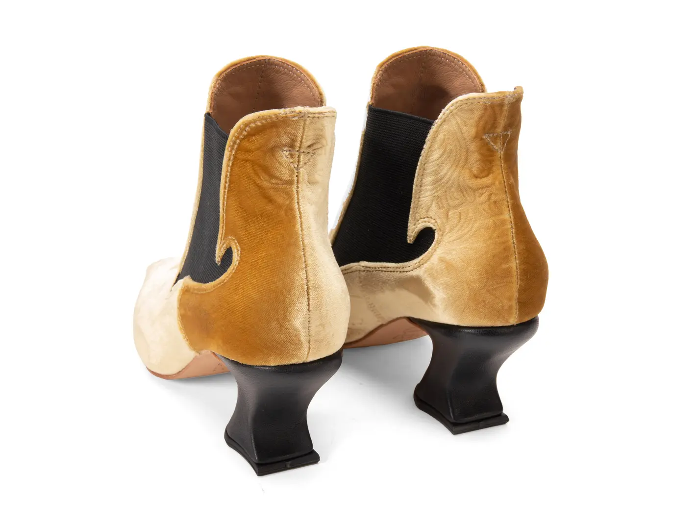 John Fluevog Baroness Bottine Cambrée à Bout Carré