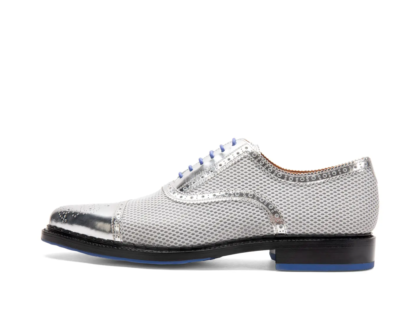 john fluevog Edda Chaussure à bout fleuri moderne