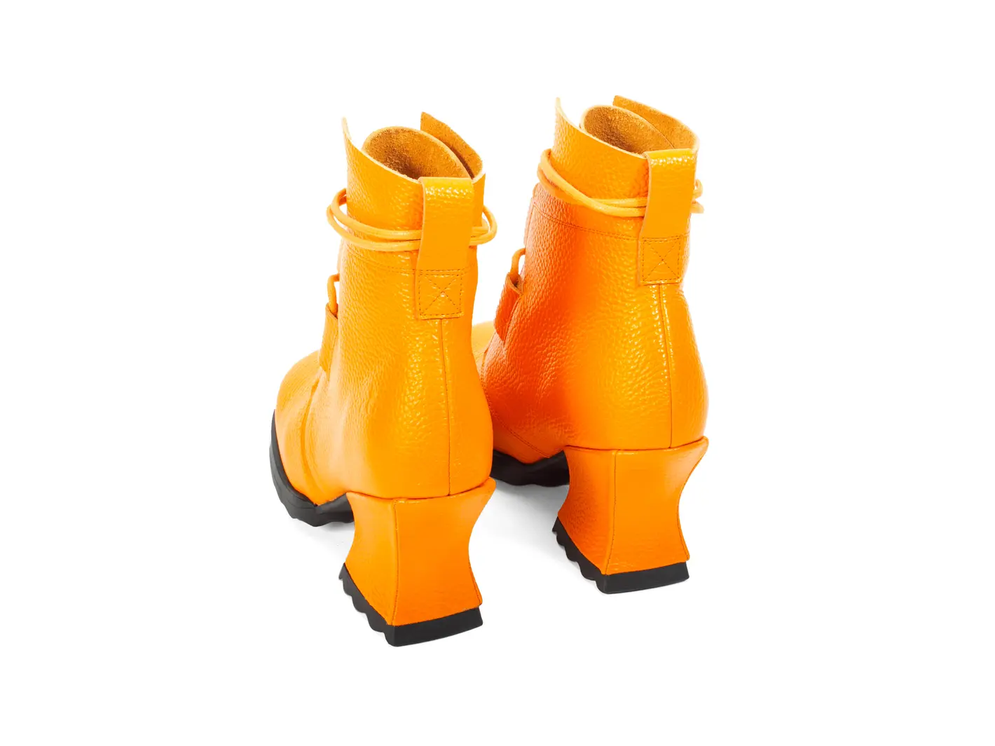 John Fluevog Sostener Bottillon à Lacets