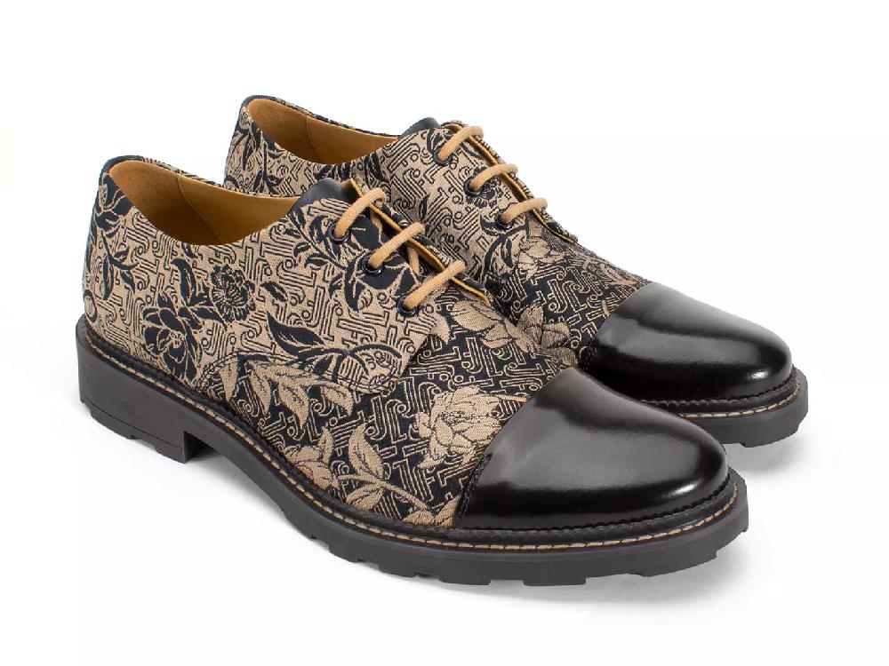 John Fluevog Oakland Derby à Bout Rapporté Classique